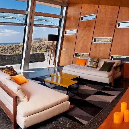Casas Bioclimaticas Iter El Medano (Tenerife)